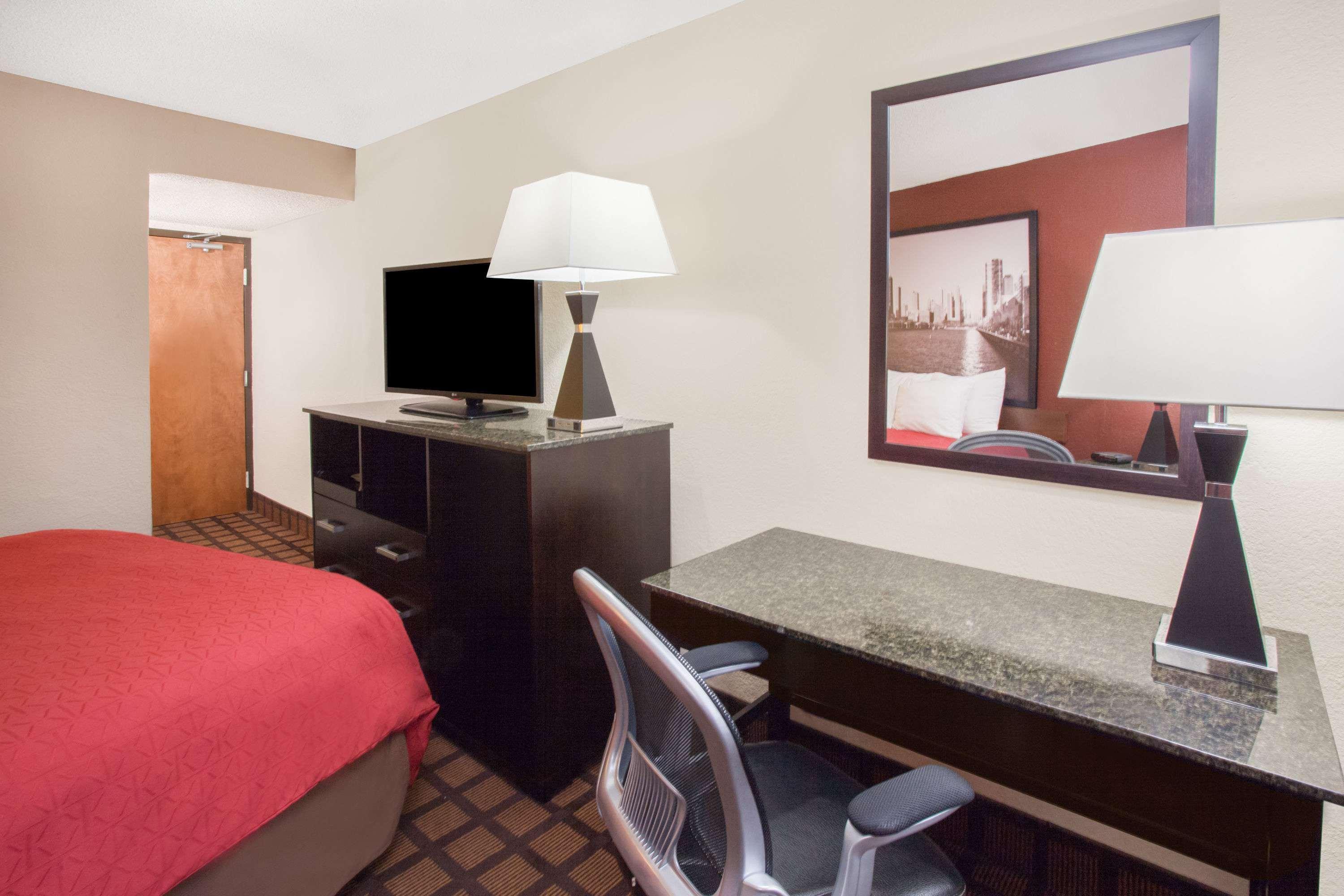 Super 8 By Wyndham Chicago Il Hotel Ngoại thất bức ảnh