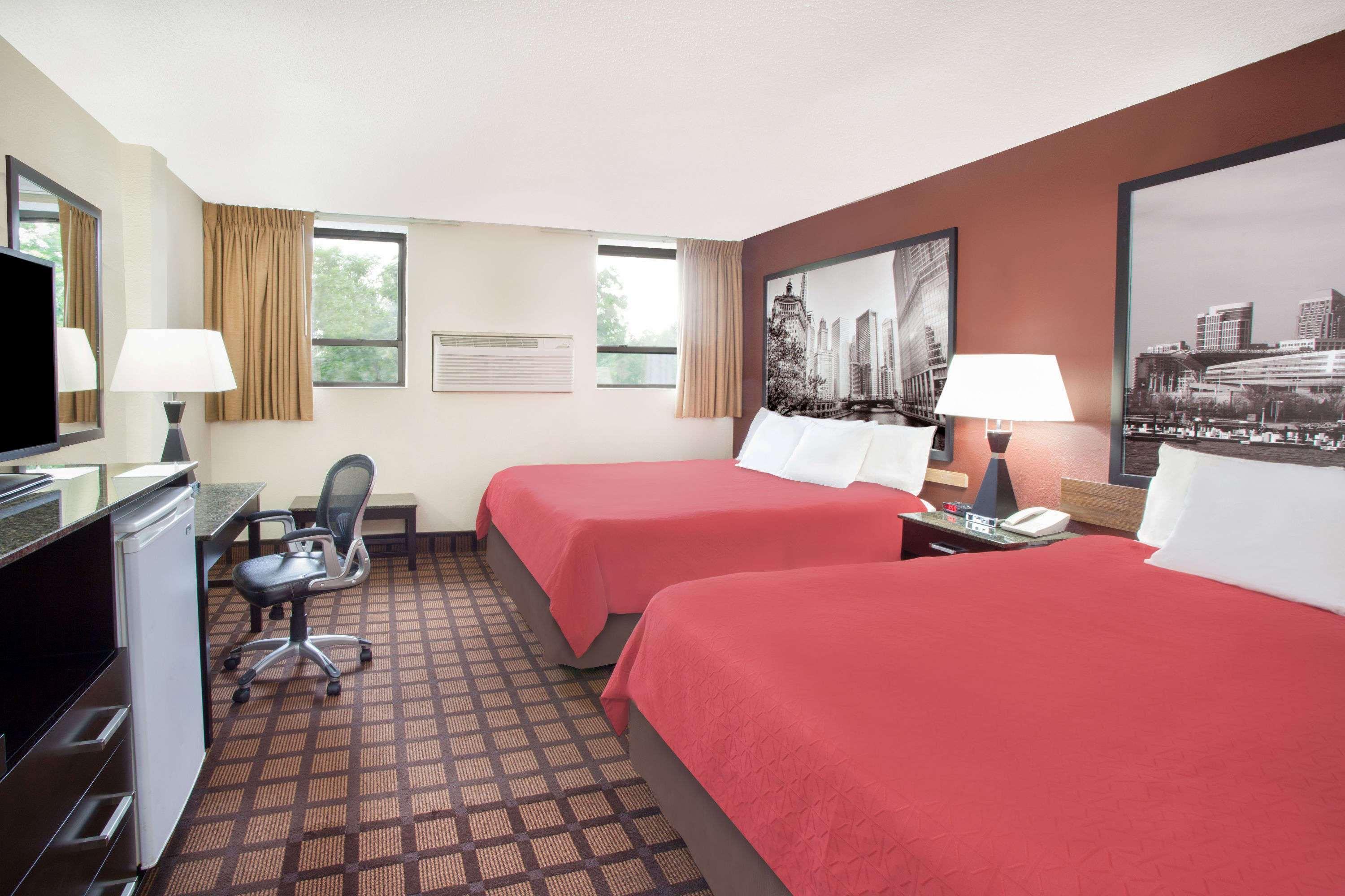 Super 8 By Wyndham Chicago Il Hotel Ngoại thất bức ảnh