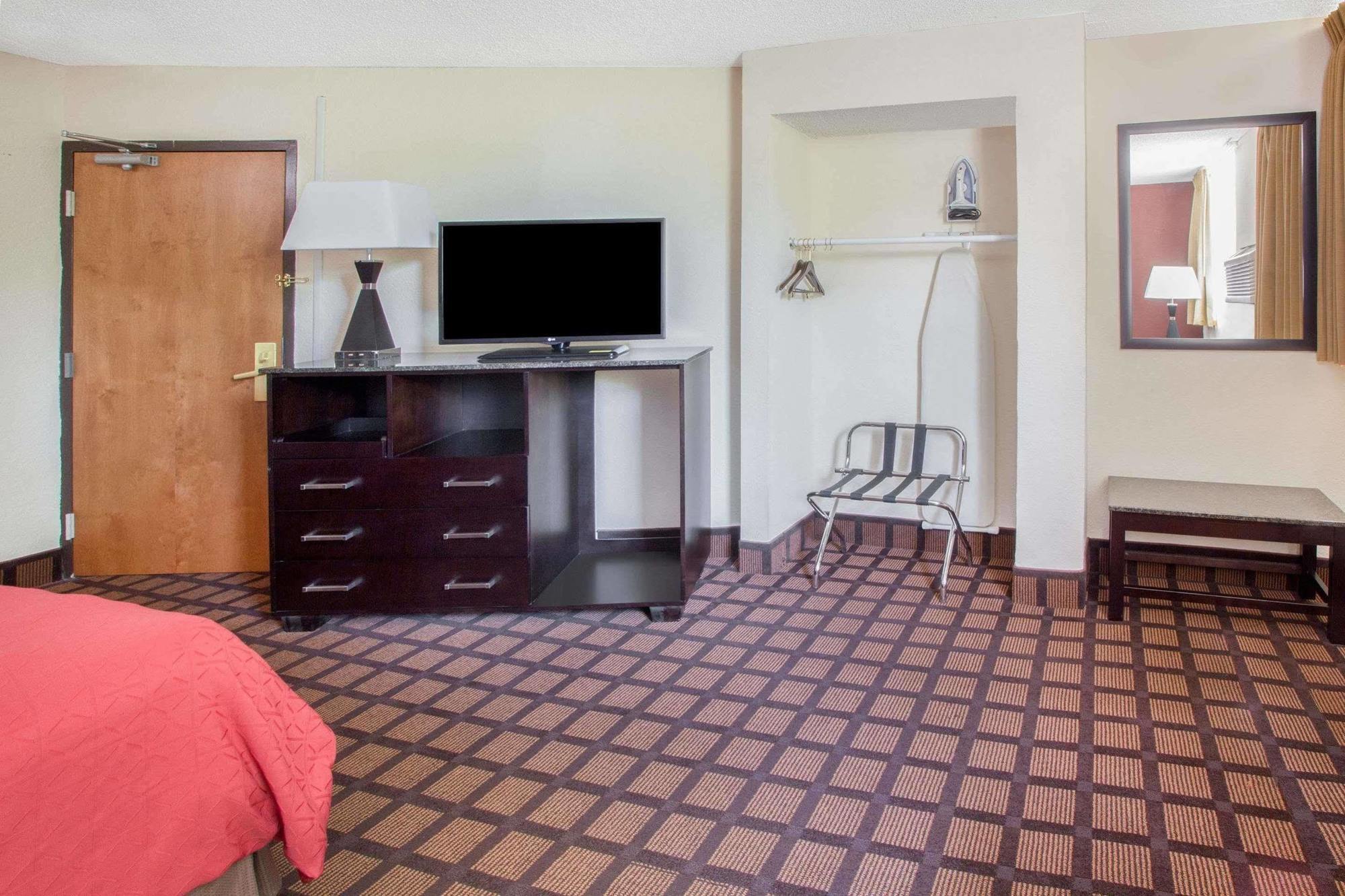 Super 8 By Wyndham Chicago Il Hotel Ngoại thất bức ảnh