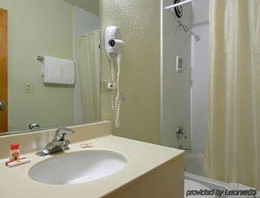 Super 8 By Wyndham Chicago Il Hotel Ngoại thất bức ảnh